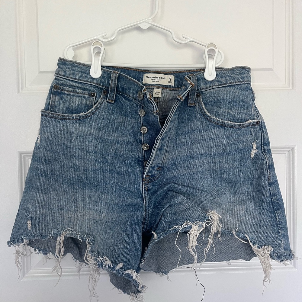 Abercrombie and Fitch Cutoff Dad High Rise Shorts